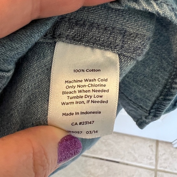 Talbot’s long sleeve chambray button down shirt Misses 16 (large) - Picture 8 of 8